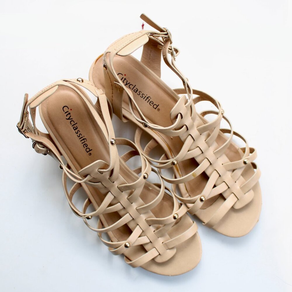 Cityclassified Women's Cream Faux Leather Gladiator Strappy Wedge Sandals SZ 8.5 - Picture 2 of 5